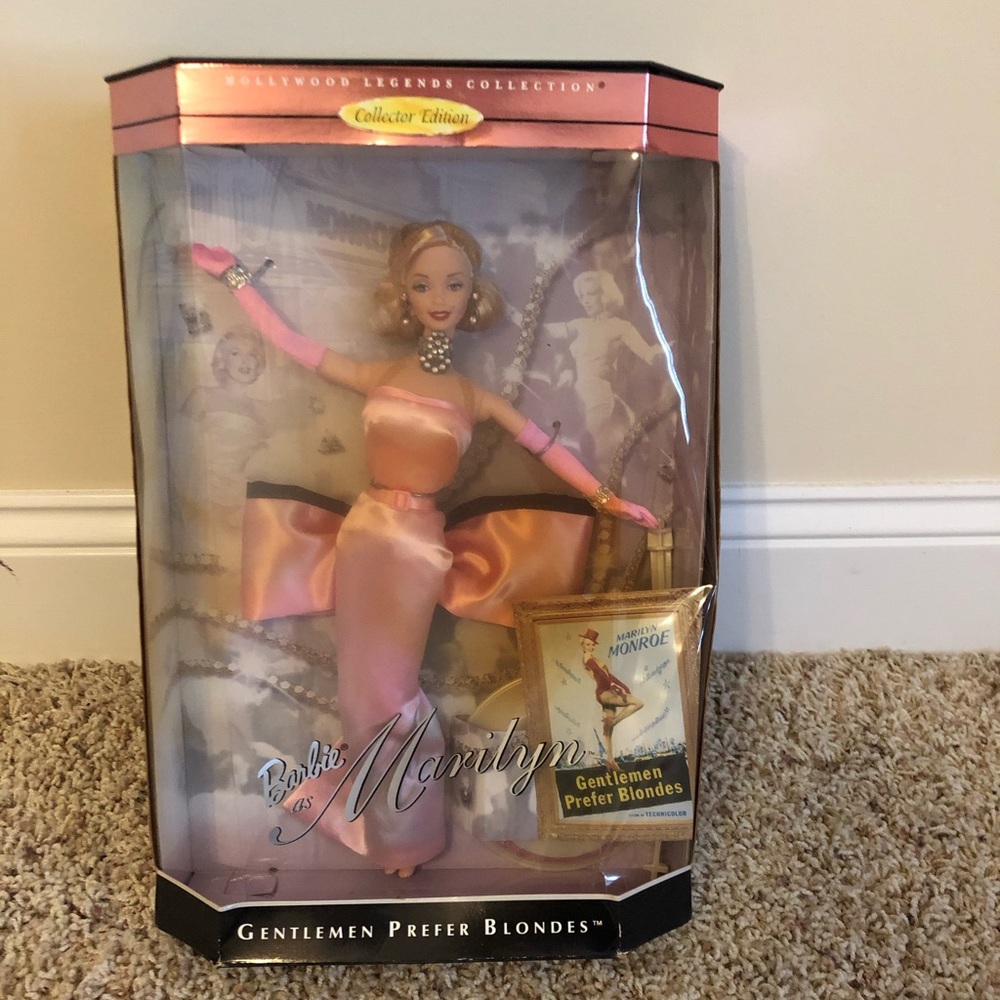 Barbie as Marilyn Monroe. NRFB
